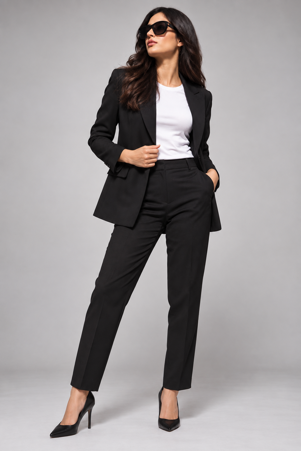 GUALA Women's Classic Black Tailored  Trousers